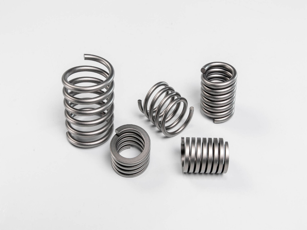 Gruppenbild Drehfedern Drehfedern