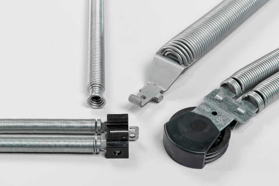 Individuelle Zugfedern für die Torindustrie Individuelle Zugfedern für die Torindustrie